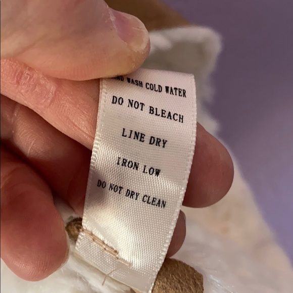 Faux Suede & Faux Fur Vest Asymmetrical Open Front - Picture 7 of 8